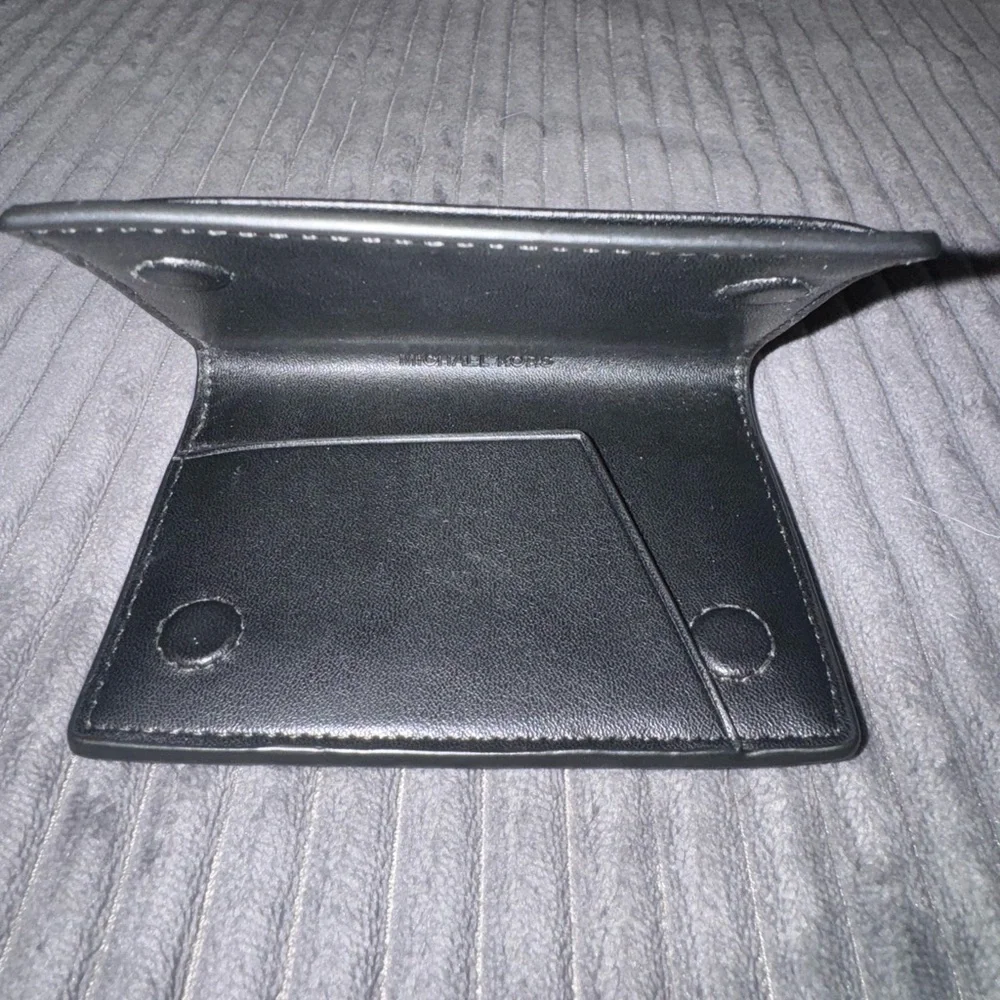 Michael Kors White & Black MK Signature Card Holder Bifold